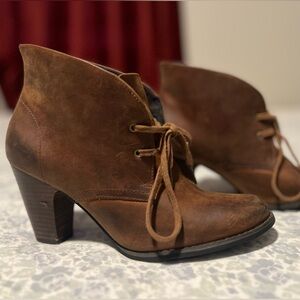 Indigo by Clark’s Women’s Brown Leather Ankle Boots 7.5M